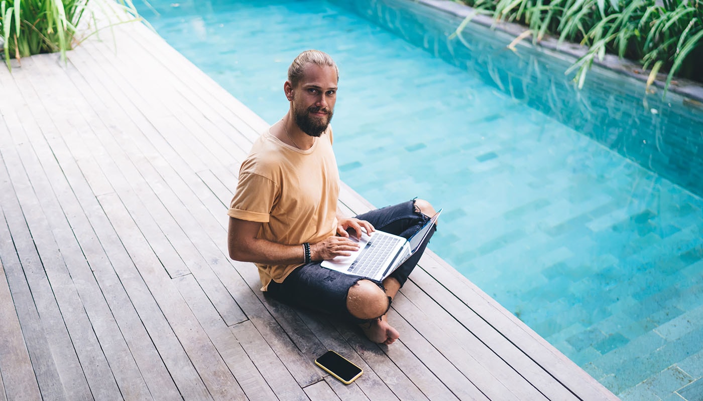 Canggu digital nomad coworking and cafe culture